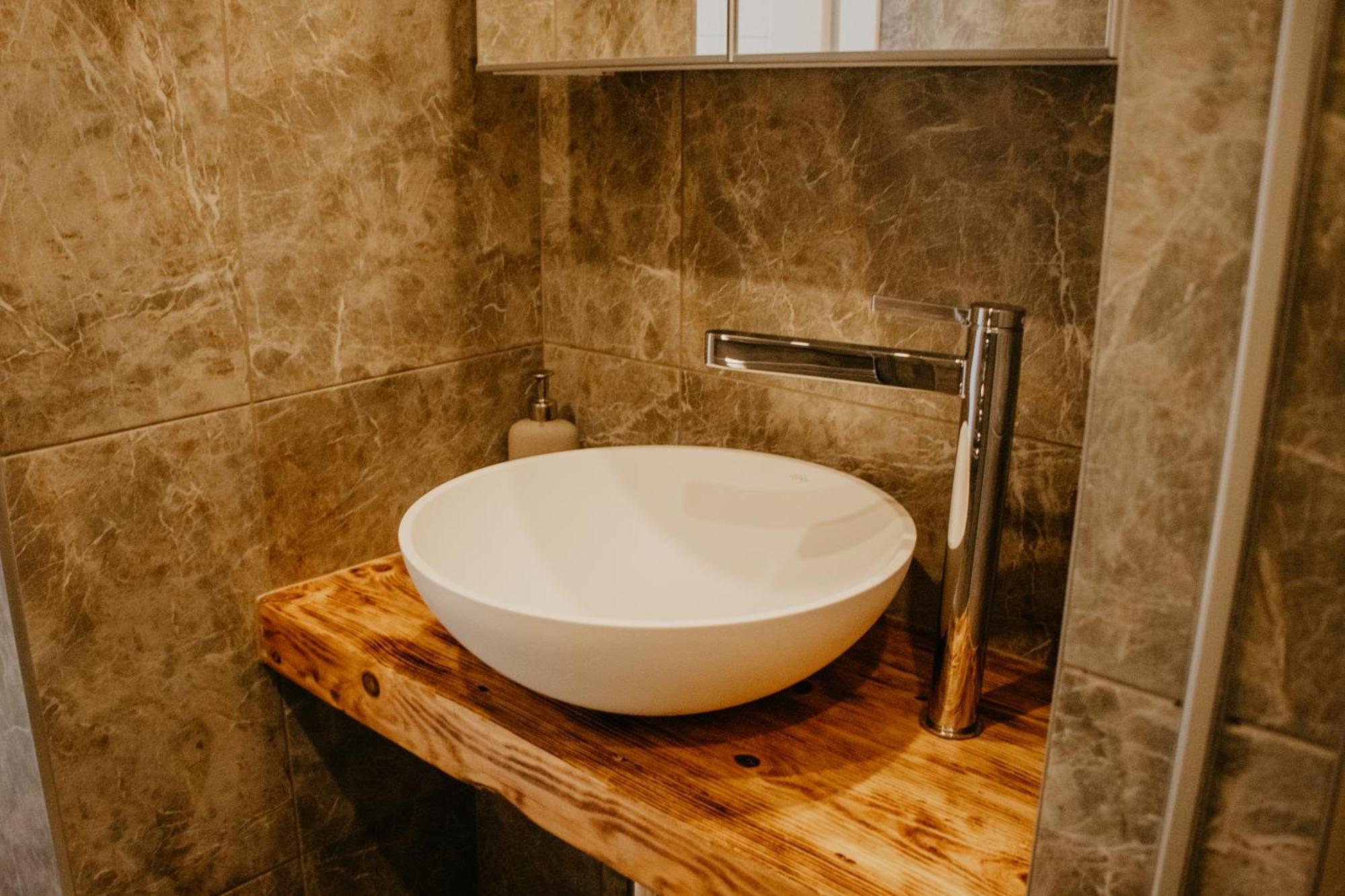 Vitola Apartamenti Kuldīga Esterno foto